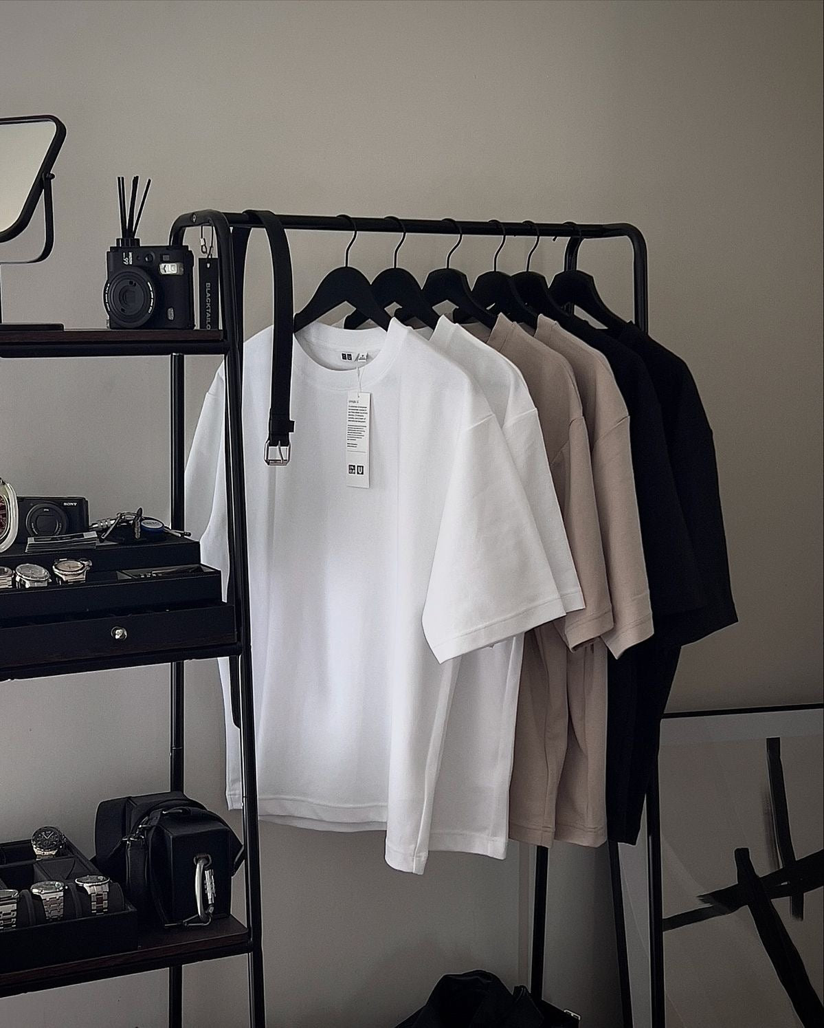 LibasKaar - Stylish Clothes Hanging Organizer
